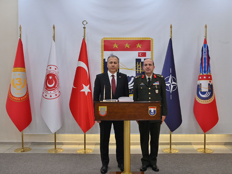 Vali Yerlikaya, 3. Kolordu Komutanı Korgeneral Levent Ergün’ü Ziyaret Etti